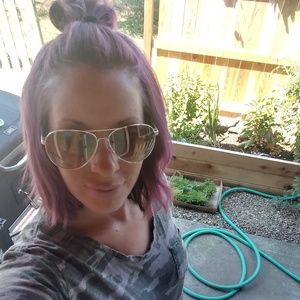 Meet your Posher, Amber